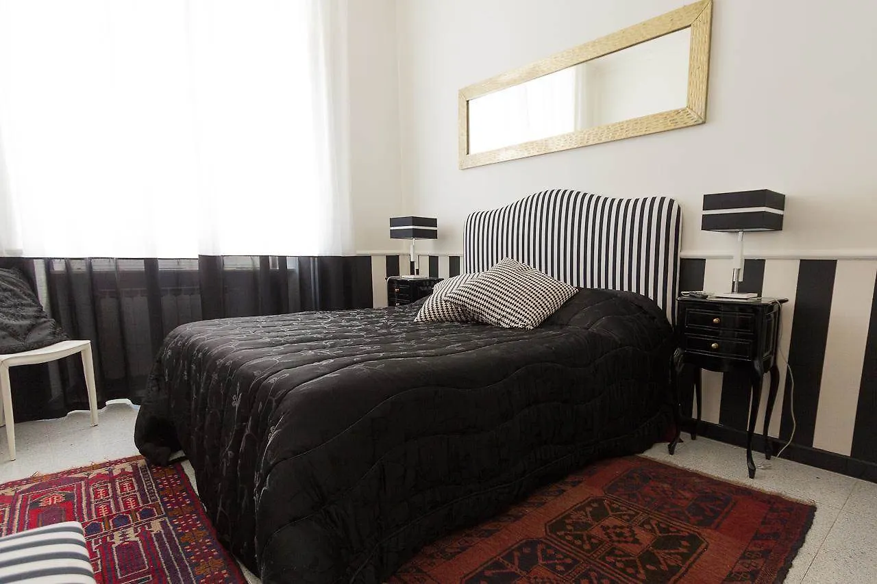 ** Alojamento de Acomodação e Pequeno-almoço Sweetdreams Inn Roma Itália